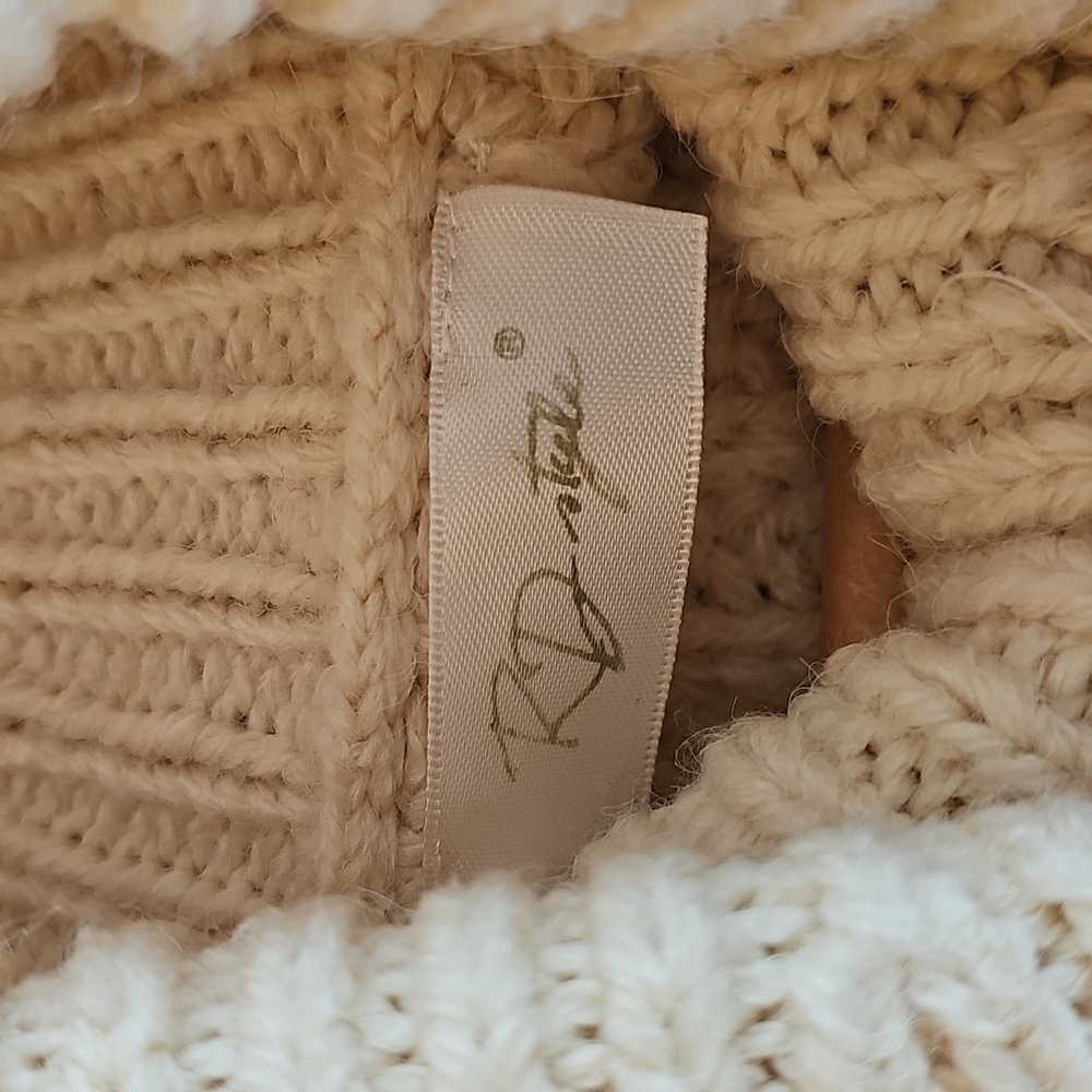 RD Style Knit Turtleneck Sweater